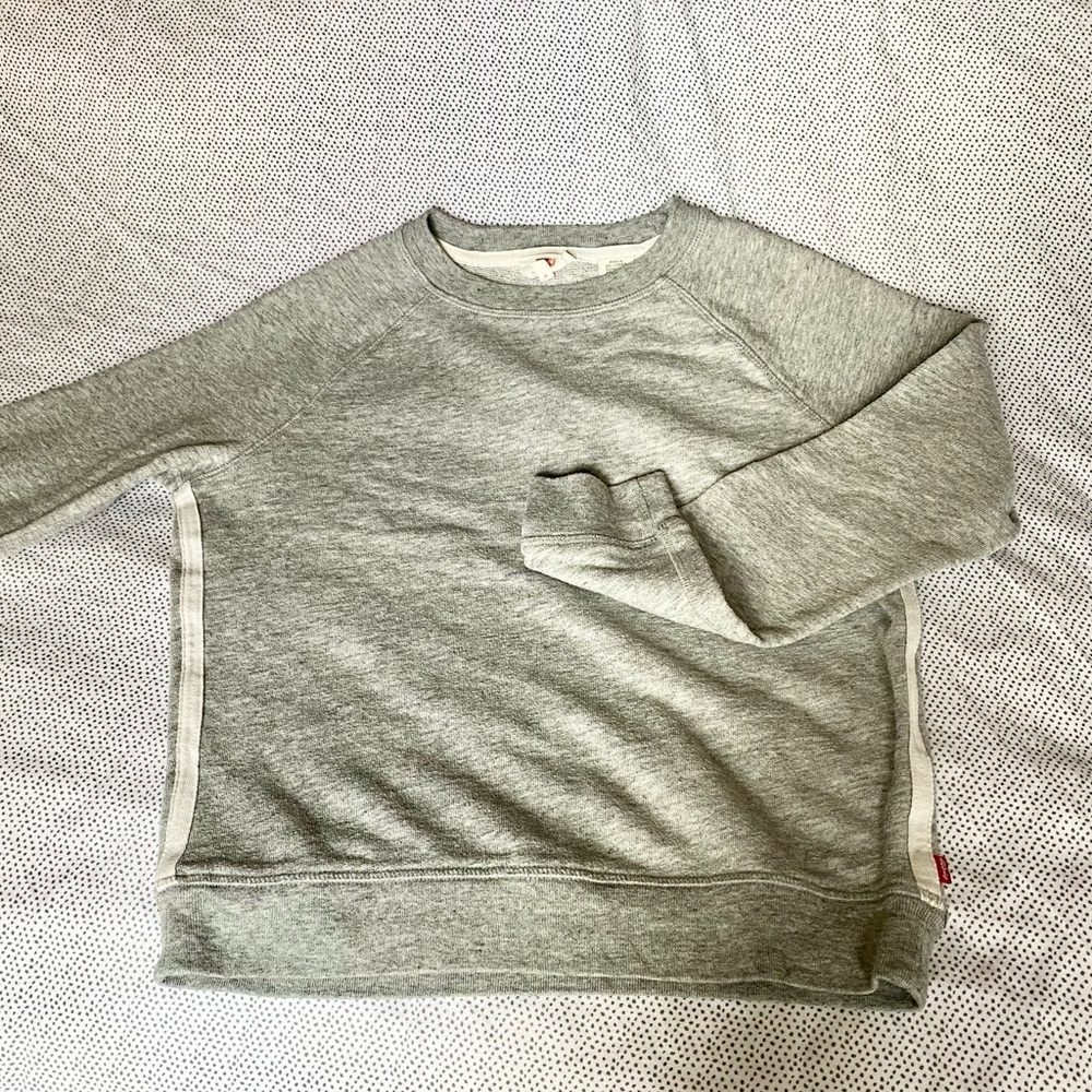 LEVIS STANDARD CREWNECK SWEATER (XS)